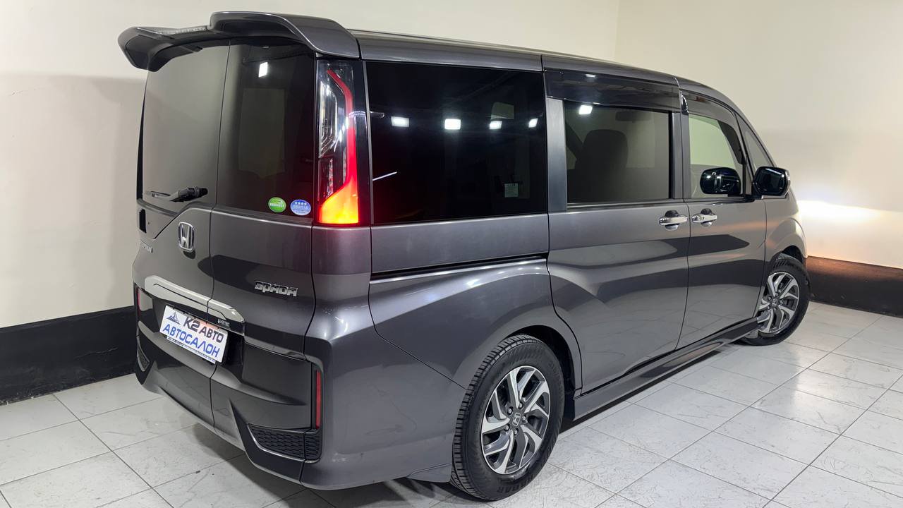 Honda Stepwgn — 2015 г., 123 000 км — купить в К2 АВТО Новосибирск