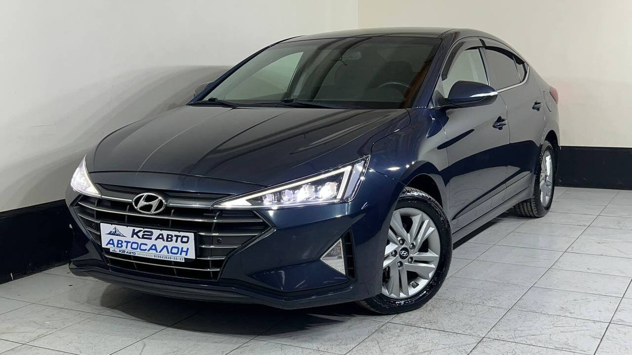 HYUNDAI ELANTRA